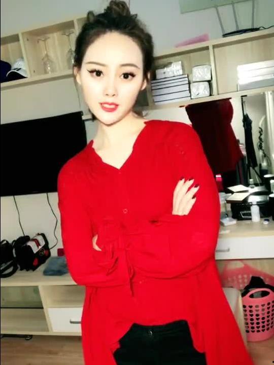 娱乐吃瓜酱太平鸟